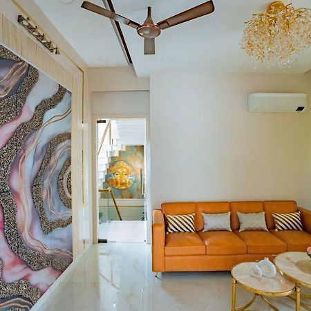 The Sage Villa - Luxury Homestay In Dehradun Eksteriør bilde