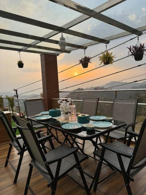 The Sage Villa - Luxury Homestay In Dehradun Eksteriør bilde